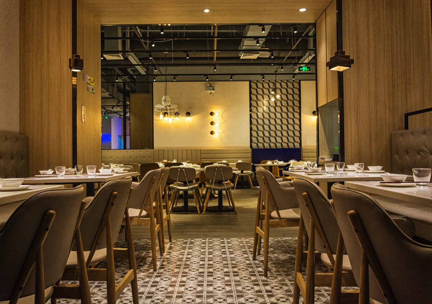 Dining Moments